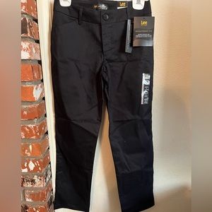 New Women’s Lee’s Relaxed Fit Pants 2Short